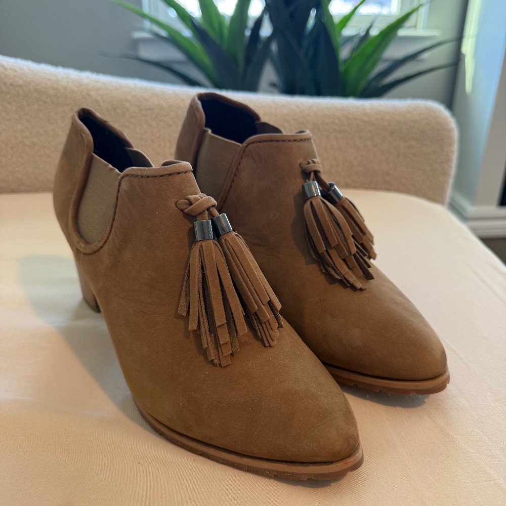 ALL BLACK Caramel Suede booties
